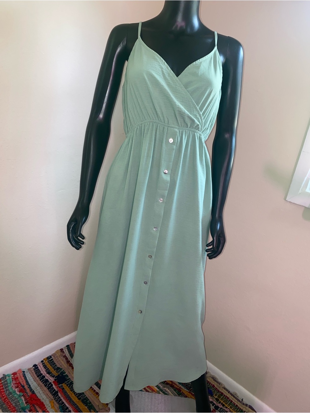 Spaghetti Strap Button-Front Maxi Dress in Mint Green
